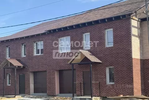 Таунхаус в Свердловская область, Екатеринбург ул. Смородиновая, 9 (184 ...