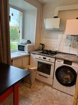 2-к кв. Удмуртия, Воткинск ул. Серова, 10 (45.0 м)