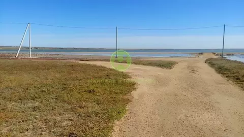 Участок в Крым, Черноморский район, с. Межводное  (21.0 сот.)