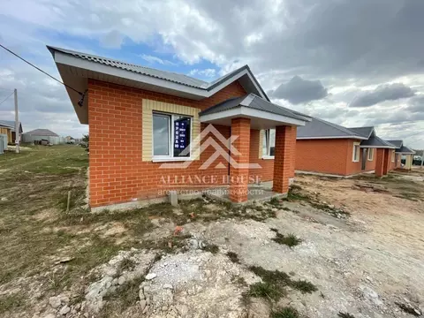 Дом в Татарстан, Пестречинский район, Богородское с/пос, д. Куюки ул. ...