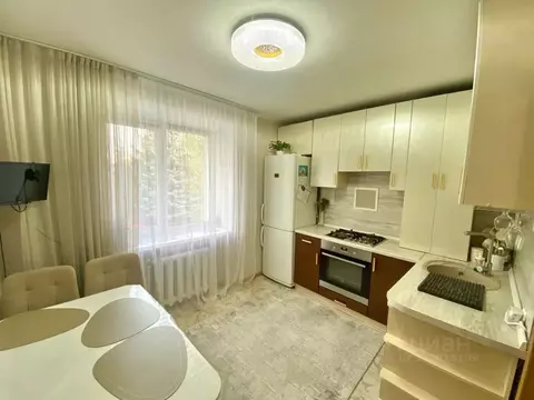 3-к кв. Башкортостан, Уфа Цветы Башкирии жилрайон, ул. Цветы Башкирии, ...