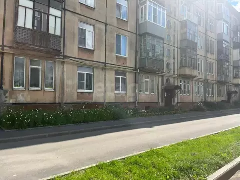 3-к кв. Вологодская область, Череповец бул. Доменщиков, 47 (77.3 м)