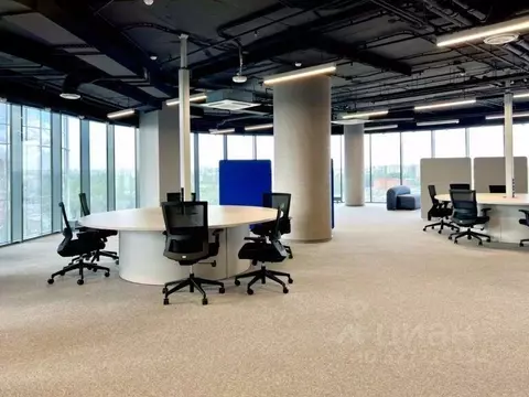 Офис в Санкт-Петербург Зольная ул., 15 (448 м)