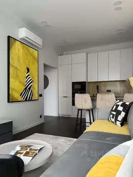 2-к кв. Москва ул. Мустая Карима, 12 (69.1 м)