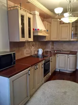 2-к кв. Тюменская область, Тюмень ул. Циолковского, 7 (78.8 м)