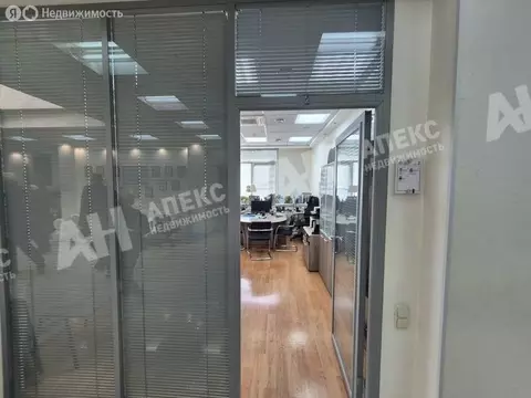 Помещение свободного назначения (954 м)