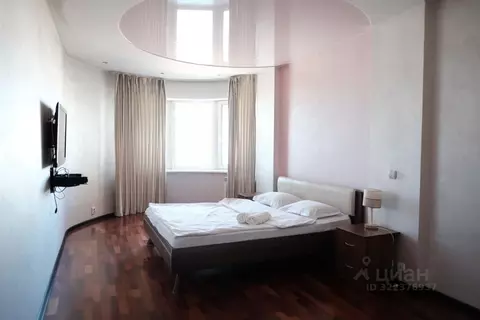 3-к кв. Саха (Якутия), Якутск Октябрьская ул., 3 (100.0 м)