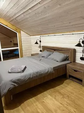 Дом в Крым, Черноморский район, Оленевское с/пос, с. Оленевка ул. ...