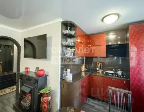 2-к кв. Омская область, Омск просп. Мира, 40 (42.2 м)