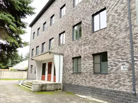 Офис в Краснодарский край, Краснодар пос. Березовый, ул. Имени ...