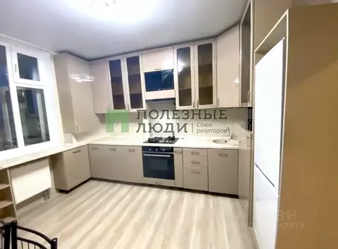 2-к кв. Крым, Евпатория просп. Победы, 91 (62.8 м)