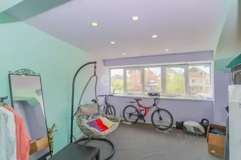 3-к кв. Иркутская область, Ангарск 32-й мкр, 1 (97.0 м)