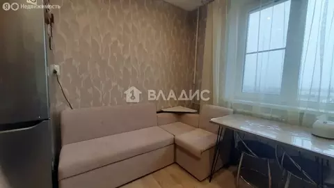 1-комнатная квартира: Строитель, улица 5 Августа, 22 (35.1 м)