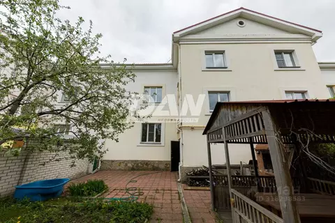 Таунхаус в Челябинская область, Челябинск Абрикосовая ул., 3 (292 м)