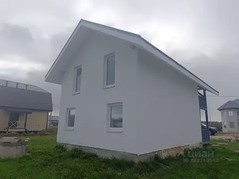 Дом в Новгородская область, Новгородский район, Ермолинское с/пос, д. ...