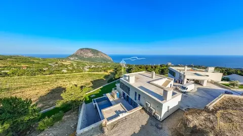 Дом в Крым, Ялта муниципальный округ, Краснокаменка пгт пер. Фрунзе, ...