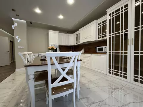 2-к кв. Чувашия, Чебоксары пл. Речников, 7к1 (80.0 м)