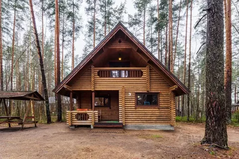 Дом в Ленинградская область, Приозерский район, Петровское с/пос, д. ...