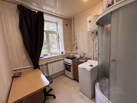 1-к кв. Владимирская область, Ковров Ковров-8 мкр, 26 (32.4 м)