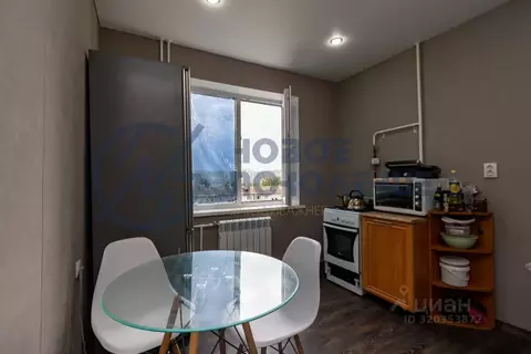 3-к кв. Омская область, Омск ул. 70 лет Октября, 10/2 (64.5 м)