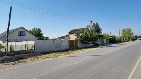 Дом в Крым, Кировский район, с. Журавки ул. Советская, 40 (140 м)