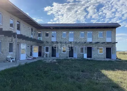 Дом в Краснодарский край, Темрюкский район, Тамань ст-ца Степная ул. ...
