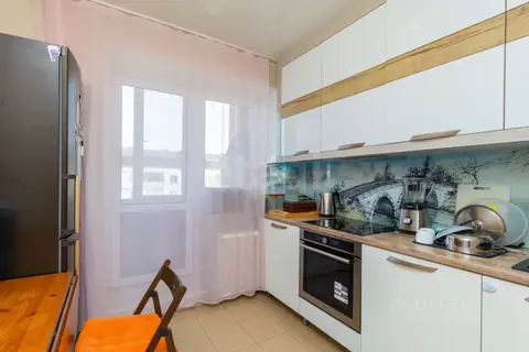 2-к кв. Тюменская область, Тюмень Камчатская ул., 2/1 (64.0 м)