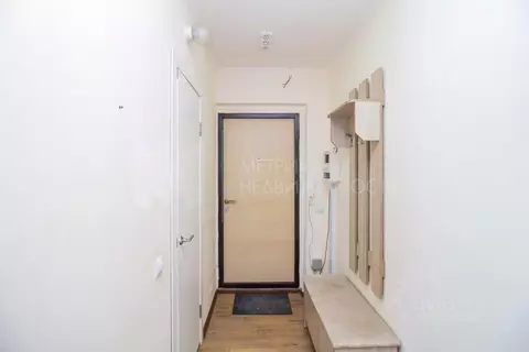 Студия Тюменская область, Тюмень ул. Новоселов, 117 (15.8 м)