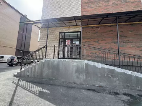 Офис в Северная Осетия, Владикавказ ул. Хадарцева, 29Бк4 (70 м)