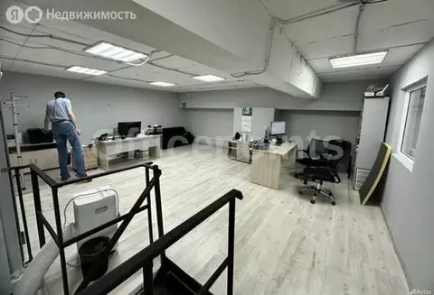 Помещение свободного назначения (2420 м)