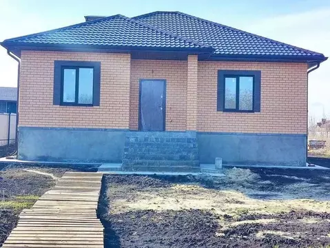 Дом в Белгородская область, Белгородский район, Тавровское с/пос, с. ...