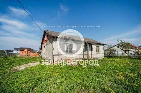 Дом в Калининградская область, Гурьевский муниципальный округ, пос. ...