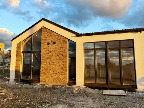 Дом в Севастополь Швейник садоводческое товарищество,  (80 м)