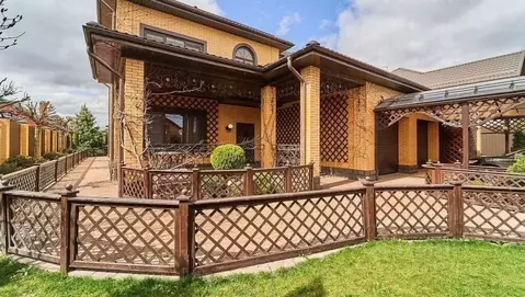 Дом в Краснодарский край, Краснодар Плодородный-2 мкр, ул. ...