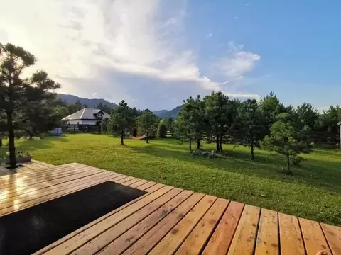 Дом в Алтай, Чемальский район, пос. Усть-Сема ул. Центральная, 11 (35 ...