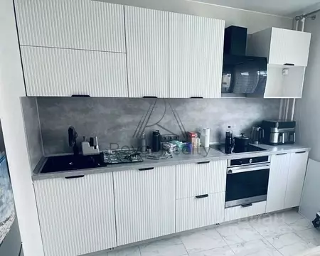 3-к кв. Санкт-Петербург ул. Коллонтай, 5/1 (90.0 м)