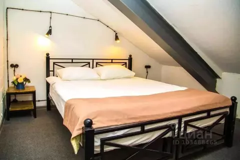 1-к кв. Вологодская область, Вологда ул. Варенцовой, 18к1 (80.0 м)