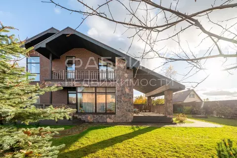 Дом в Ленинградская область, Всеволожский район, Агалатовское с/пос, ...