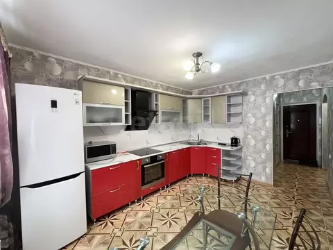 2-к кв. Тюменская область, Тюмень Широтная ул., 136к1 (67.0 м)