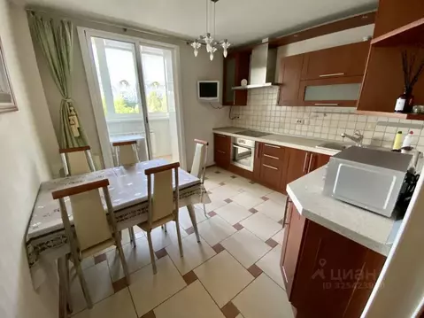 3-к кв. Москва ул. Хачатуряна, 12К2 (80.4 м)