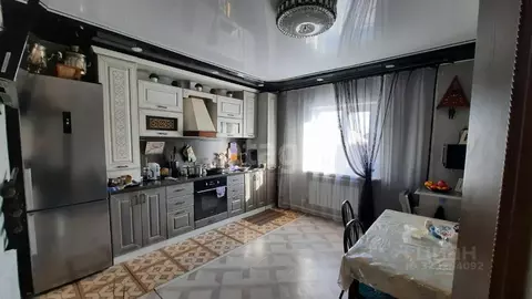 Дом в Бурятия, Иволгинский район, Сотниковское с/пос, с. Сотниково ул. ...