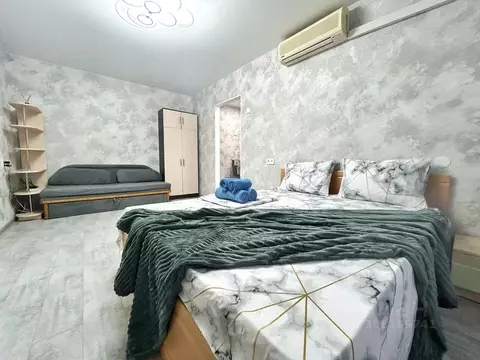 1-к кв. Крым, Симферополь ул. Тренева, 2 (35.0 м)