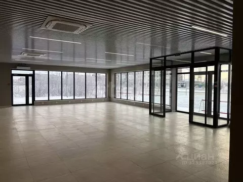 Помещение свободного назначения в Ямало-Ненецкий АО, Новый Уренгой ул. ...