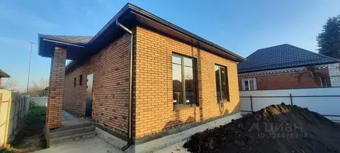 Дом в Краснодарский край, Динской район, Новотитаровская ст-ца ...