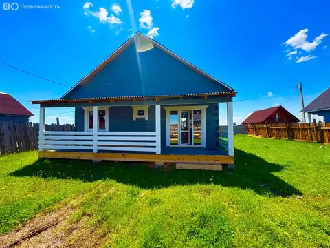 Дом в село Хомутово, улица Георгия Тропина (160 м)