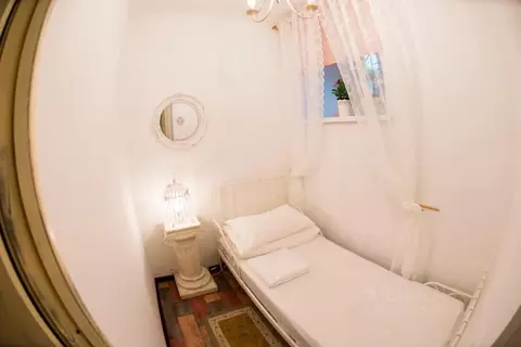 Комната Москва ул. Спиридоновка, 16С1 (6.0 м)