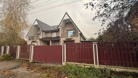 Дом в Калининградская область, Гурьевский муниципальный округ, пос. ...