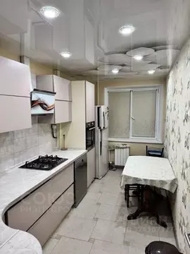 3-к кв. Волгоградская область, Волгоград ул. 8-й Воздушной Армии, 35 ...