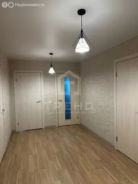 3-комнатная квартира: Санкт-Петербург, Орлово-Денисовский проспект, ...