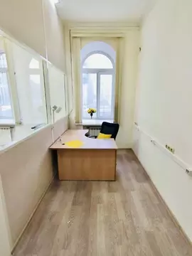 Офис в Москва Садовая-Каретная ул., 8С1 (11 м)
